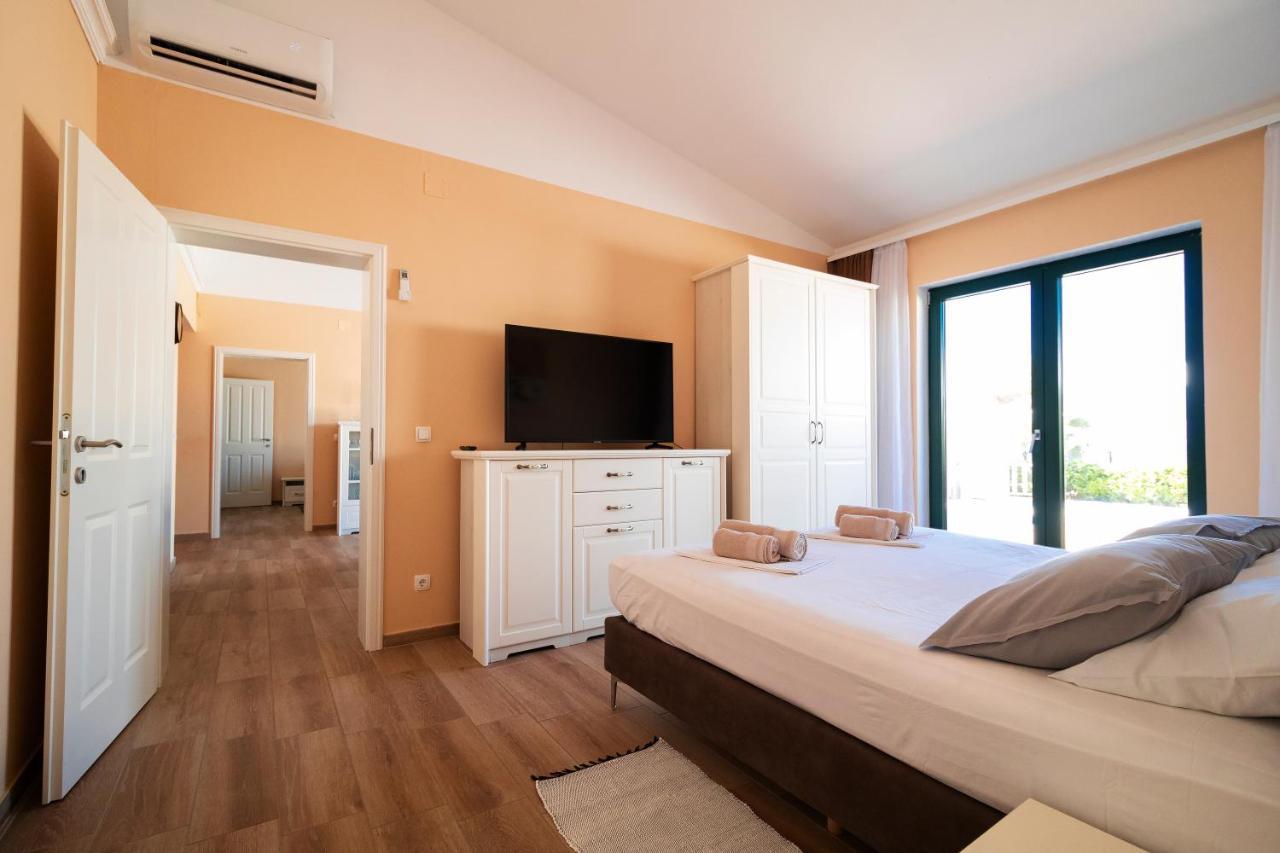Sea Cats' Villas Сутиван Екстериор снимка